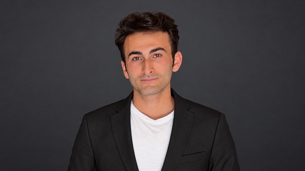 Ahmet Çelen, portre (yatay)